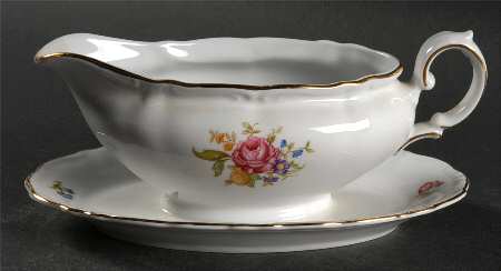 Mignon (Gold Backstamp, Scalloped) Gravy Boat with Attached Underplate