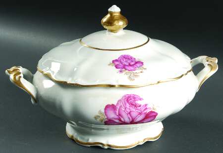 Minuet Round Covered Vegetable