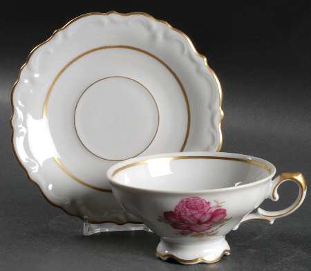 Minuet Footed Cup & Saucer Set