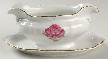 Minuet Gravy Boat with Attached Underplate