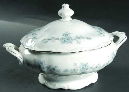 Renaissance Round Covered Vegetable
