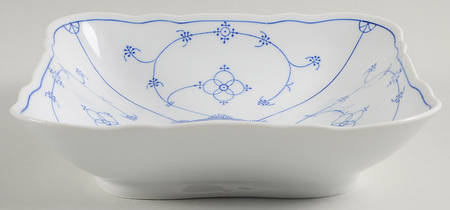 Strawflower (Scalloped) 8" Square Vegetable Bowl