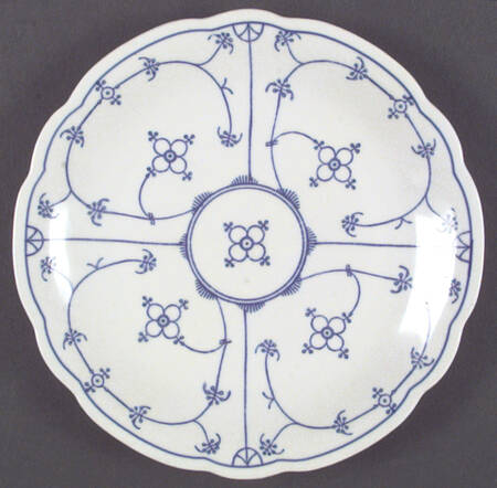 Strawflower (Scalloped) Coupe Salad Plate