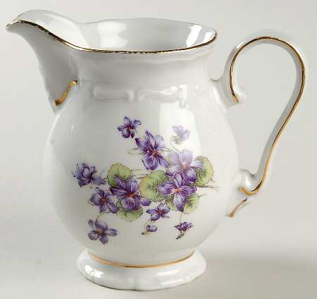 Violets Creamer