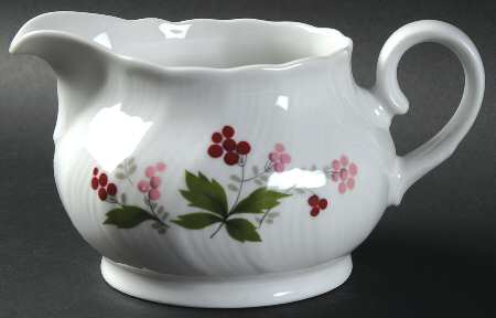 WIG105 Gravy Boat