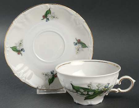 WIG108 Footed Cup & Saucer Set