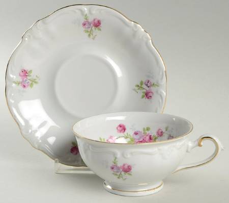 Rosalie Footed Cup & Saucer Set