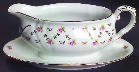 WIG118 Gravy Boat with Attached Underplate