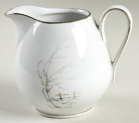 WIG12 Creamer