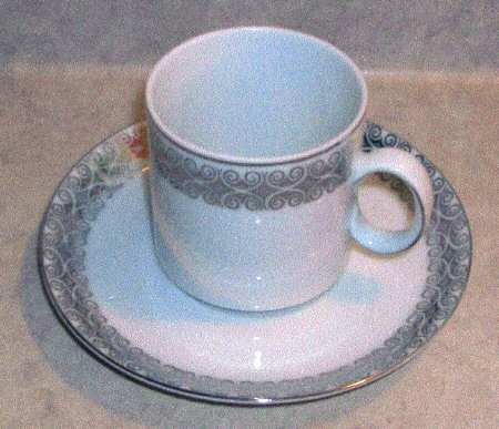 WIG141 Flat Cup & Saucer Set