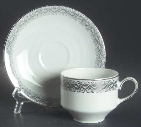 WIG141 Flat Cup & Saucer Set