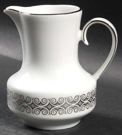 WIG141 Creamer