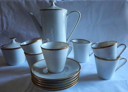WIG143 Flat Cup & Saucer Set