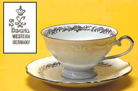 WIG161 Footed Cup & Saucer Set