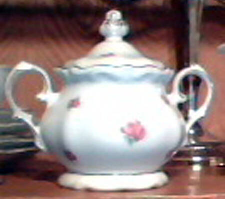 WIG163 Sugar Bowl & Lid