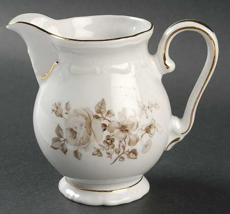 Grand Rose Creamer