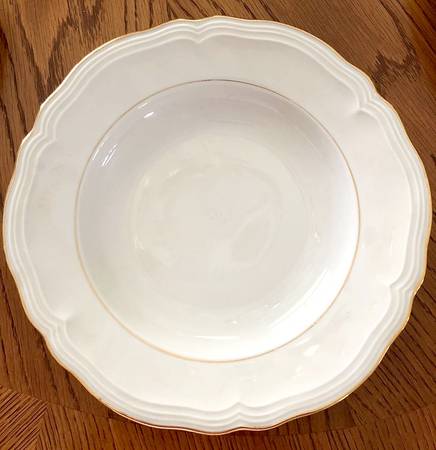 WIG187 Large Rim Soup Bowl