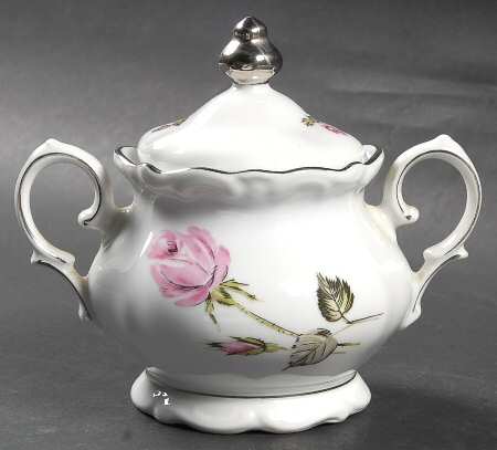 WIG19 Sugar Bowl & Lid