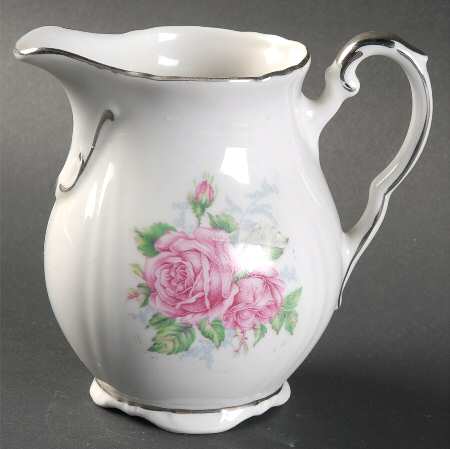WIG193 Creamer
