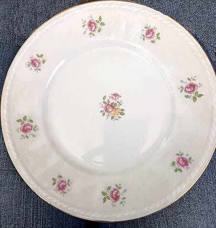 WIG202 Salad Plate