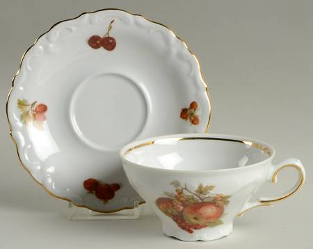 WIG224 Footed Cup & Saucer Set