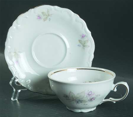 WIG24 Flat Cup & Saucer Set