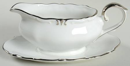 WIG618 Gravy Boat with Attached Underplate