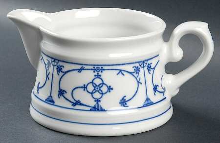 Strawflower (Smooth) Gravy Boat