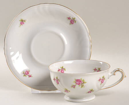 WIG62 Footed Cup & Saucer Set