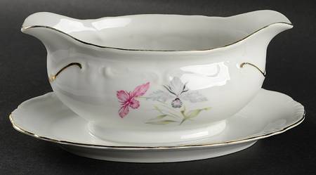WIG8 Gravy Boat with Attached Underplate