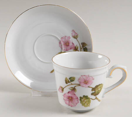 WIG83 Flat Cup & Saucer Set