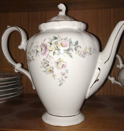 WIG93 Coffee Pot & Lid
