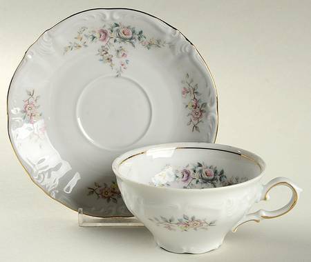 WIG93 Flat Cup & Saucer Set