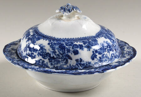 Togo (Flow Blue) Round Covered Butter