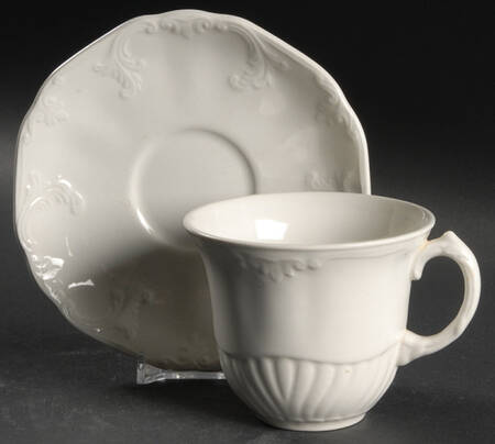 Valley Forge Flat Cup & Saucer Set