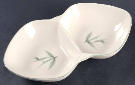 Bamboo (Round) 13" Oval Divided Vegetable Bowl