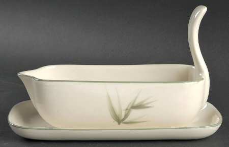 Bamboo (Round) Gravy Boat & Underplate/Relish