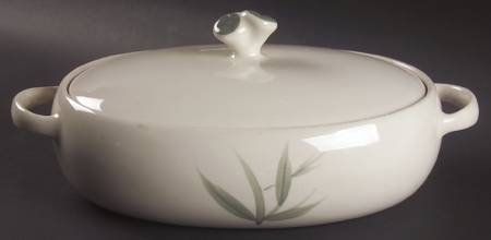 Bamboo (Round) 3 Quart Oval Covered Casserole by Winfield