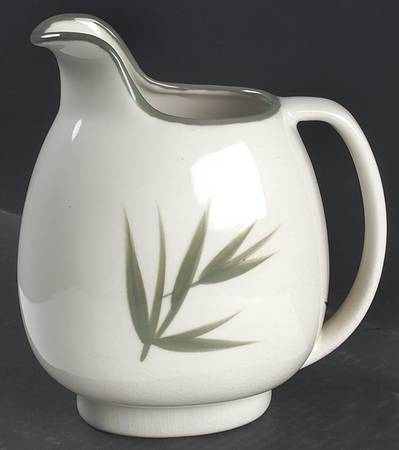 Bamboo (Round) 64 Oz Pitcher