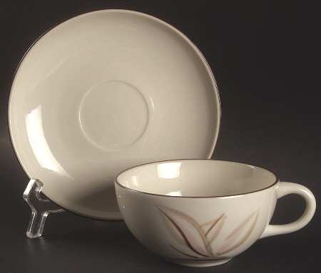 Dragon Flower Flat Cup & Saucer Set