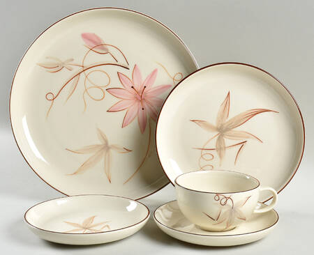 Passion Flower 40 Piece Estate Set