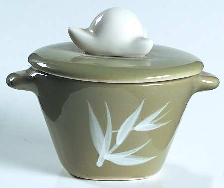 WIN13 Covered Soup Bowl