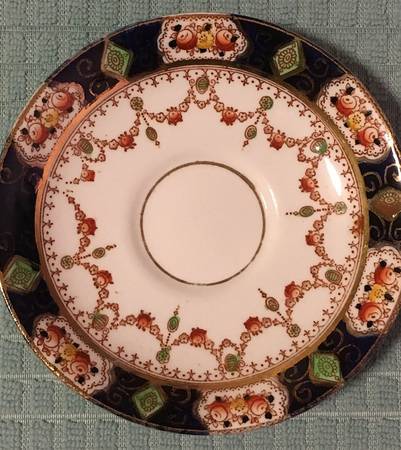 Mona Saucer