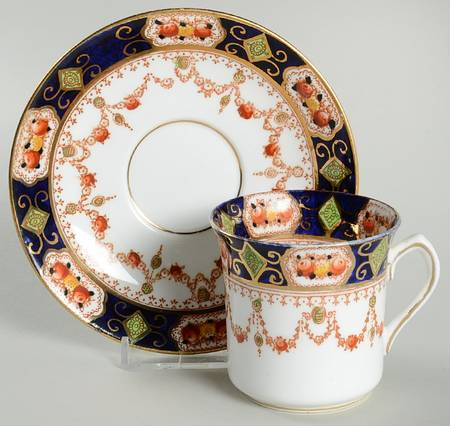 Mona Flat Cup & Saucer Set