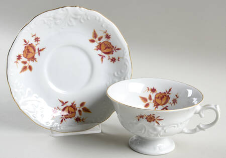 Edith Footed Cup & Saucer Set