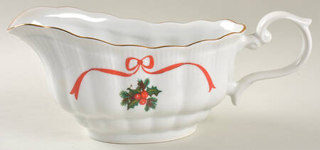 Holiday Ribbon (Ribbed) Gravy Boat