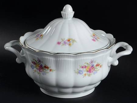 Meissen Flower (Ribbed) Round Covered Vegetable