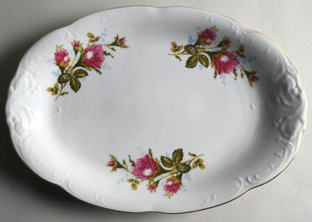 Moss Rose 13" Oval Serving Platter