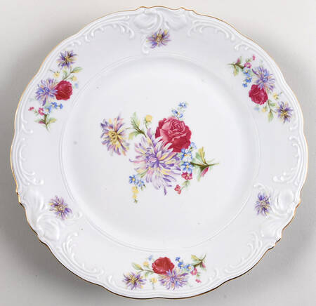 Rose Crest Dinner Plate