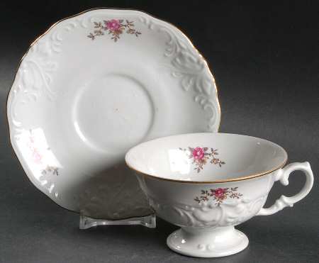 Rosebud Footed Cup & Saucer Set